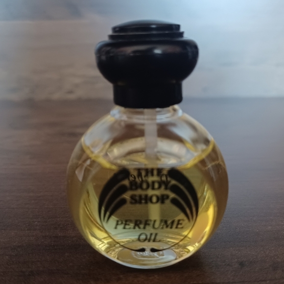 The Body Shop Vintage Perfume Oil Dewberry Vintage Rare - Picture 6 of 11